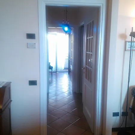 Marine Apartment *