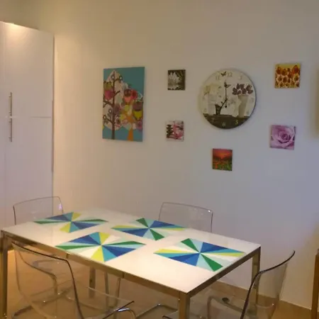 Marine Apartment *